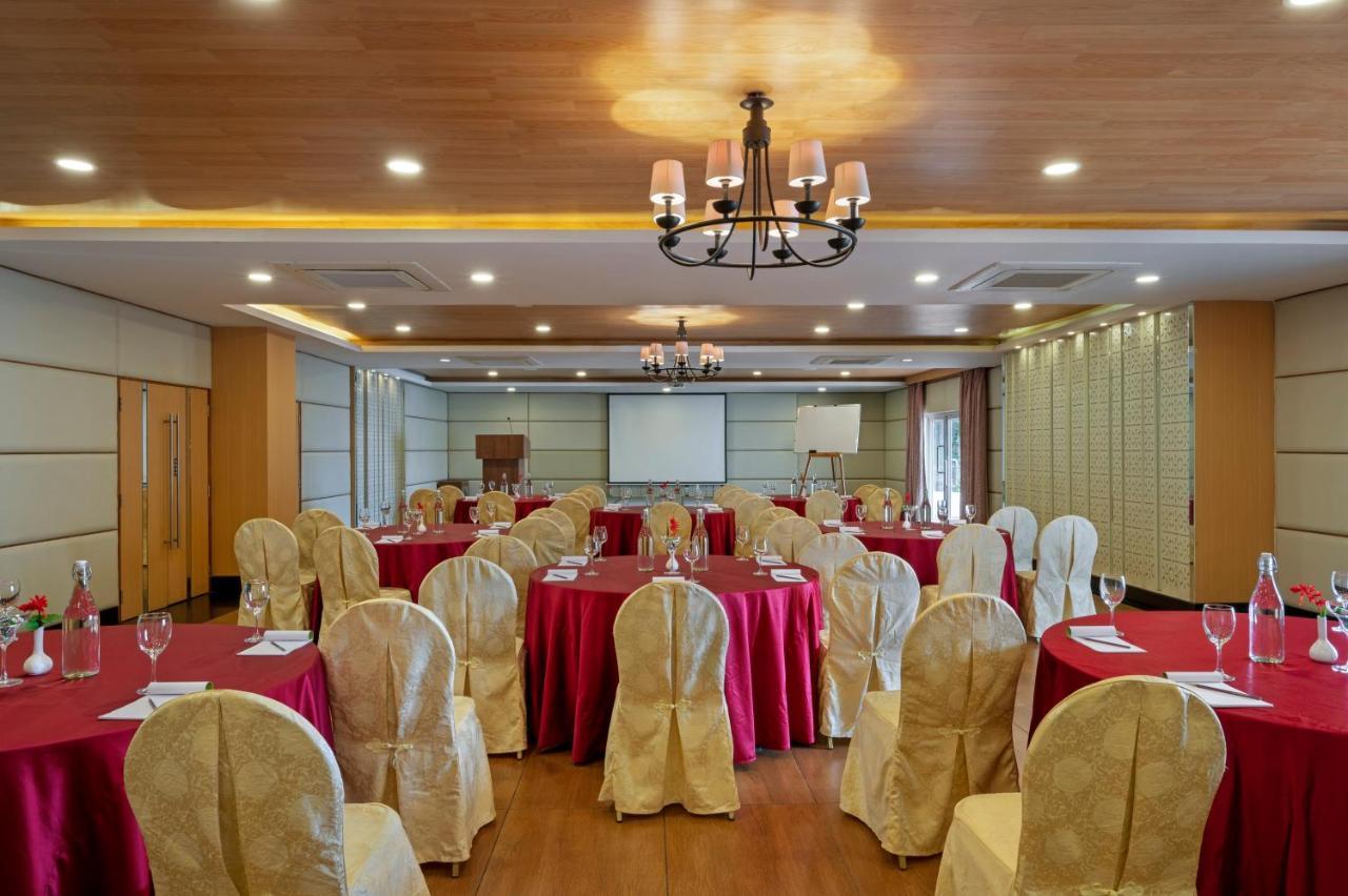Hotel Sterling Yercaud Extérieur photo